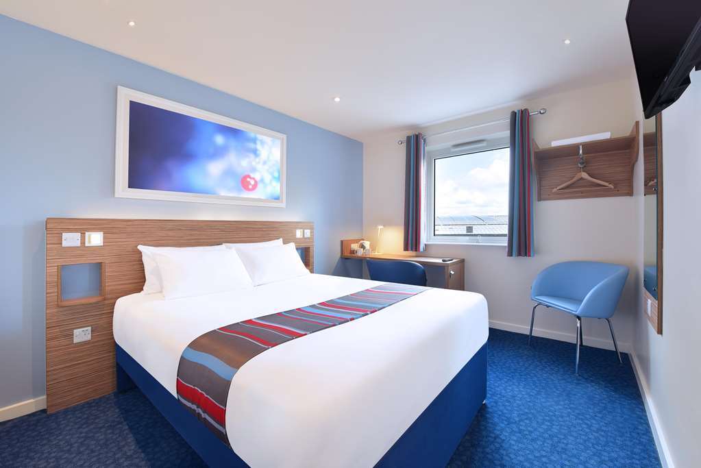 Travelodge Birmingham Dudley Zimmer foto